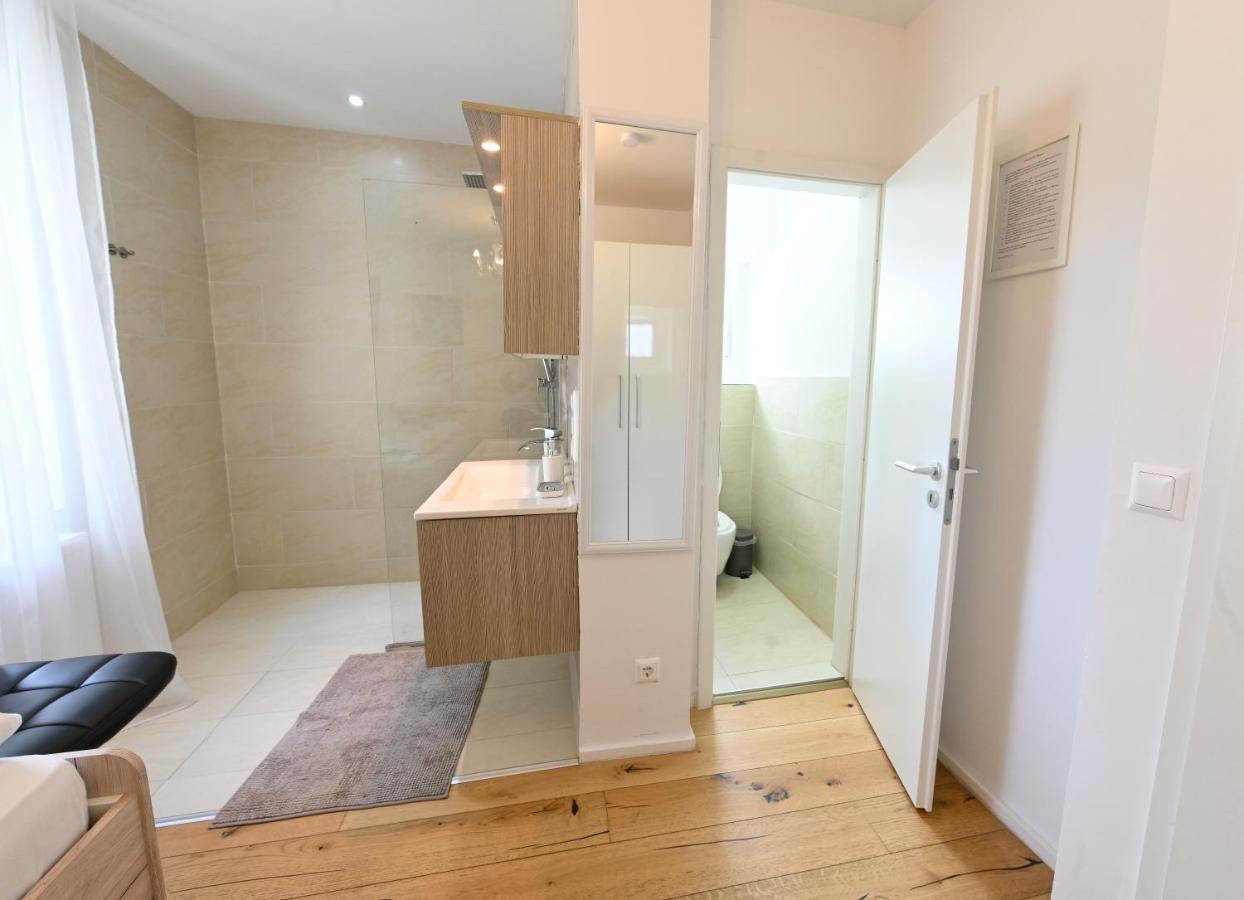Enjoyit Rooms Velden am Wörthersee Buitenkant foto
